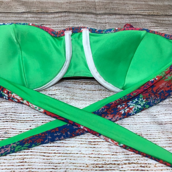 $5/25 Vix Paula Hermanny Floral Ruffle Band Bikini - Picture 7 of 15